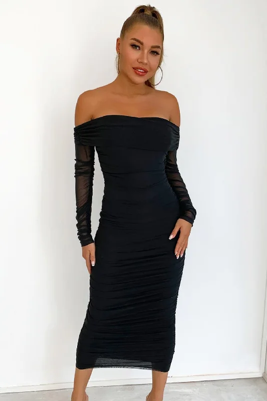 Beaded Boho Midi Dresses-Black Off-Shoulder Ruched Midi Bodycon Dress