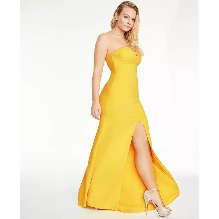 Plus Size Beige Evening Dress-B Darlin Juniors' Strapless Sweetheart Gown Yellow